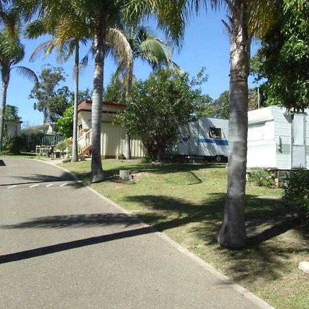 Batemans Bay Holiday Park - Hostel Exterior photo