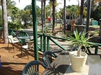 Batemans Bay Holiday Park - Hostel Exterior photo